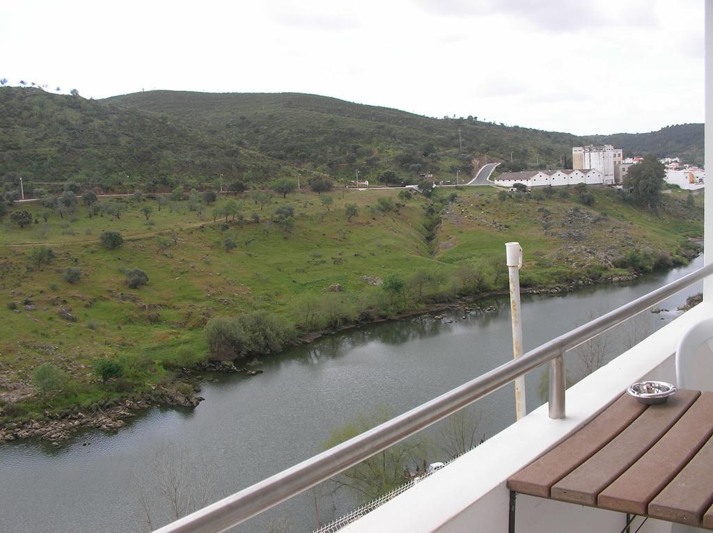 Paraiso D'El Rio Mertola Exterior photo